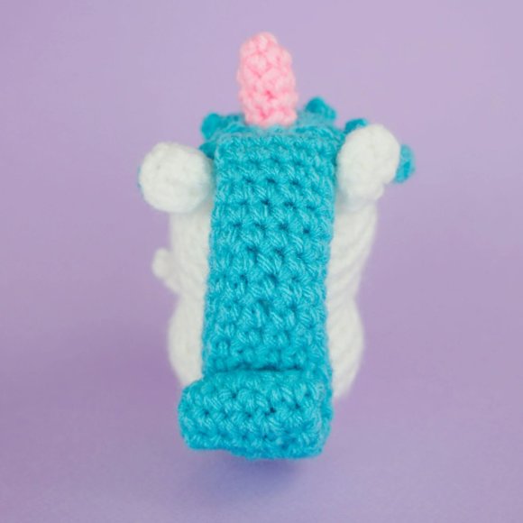 Billy the Unicorn Beginner Crochet Kit - Picture 3 of 11
